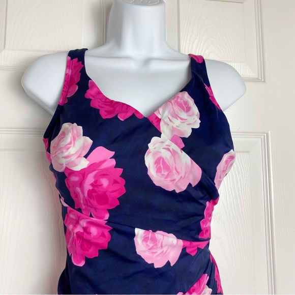 Roxanne Bra Sized One-Piece Swimsuit  Body Shaping 38D - Picture 3 of 12